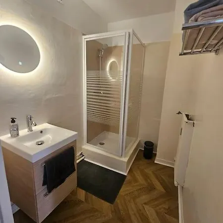Le Balcon Des Montgolfiers - T2 Tres Lumineux - 瓦朗斯